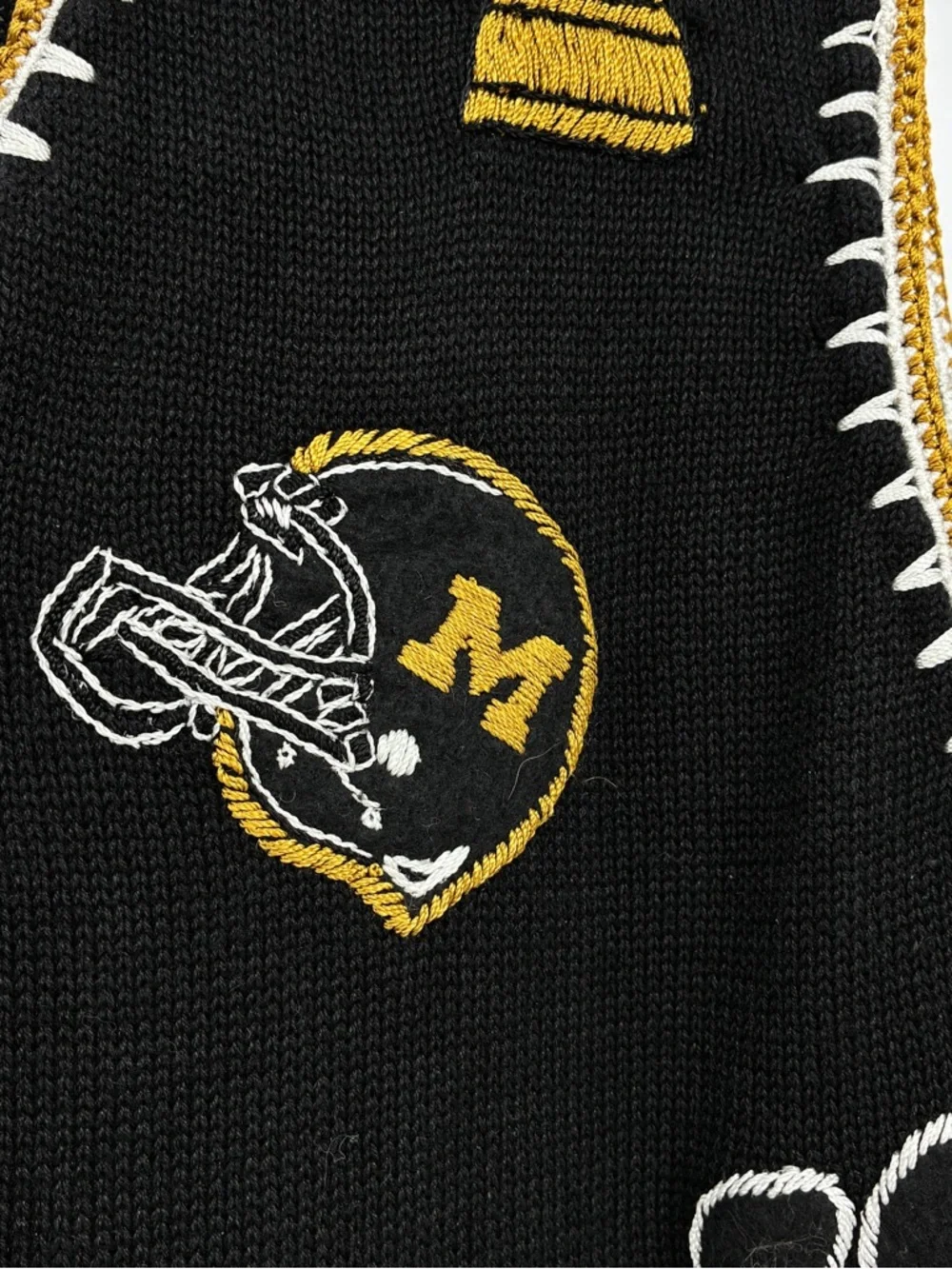 Missouri Tigers MU Vintage Womens Castles Sport Sweater Vest Embroidered Large - Picture 3 of 10